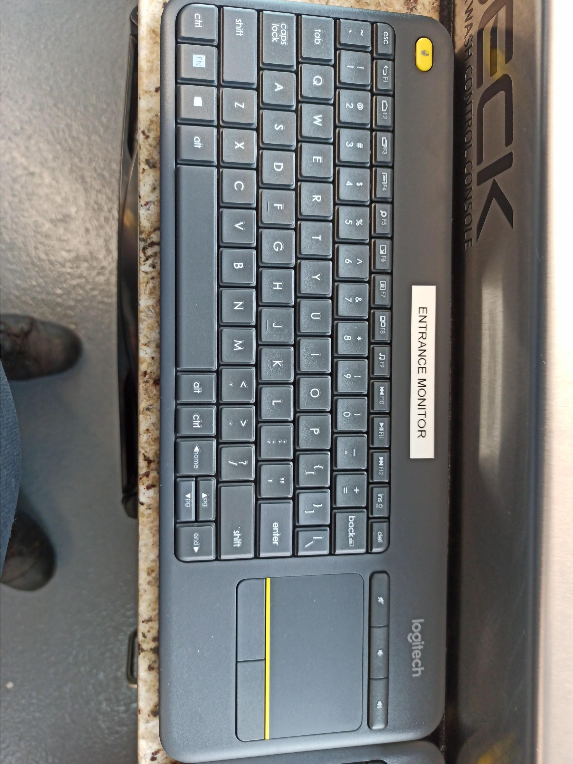 Entrance_Keyboard-Mouse.jpeg
