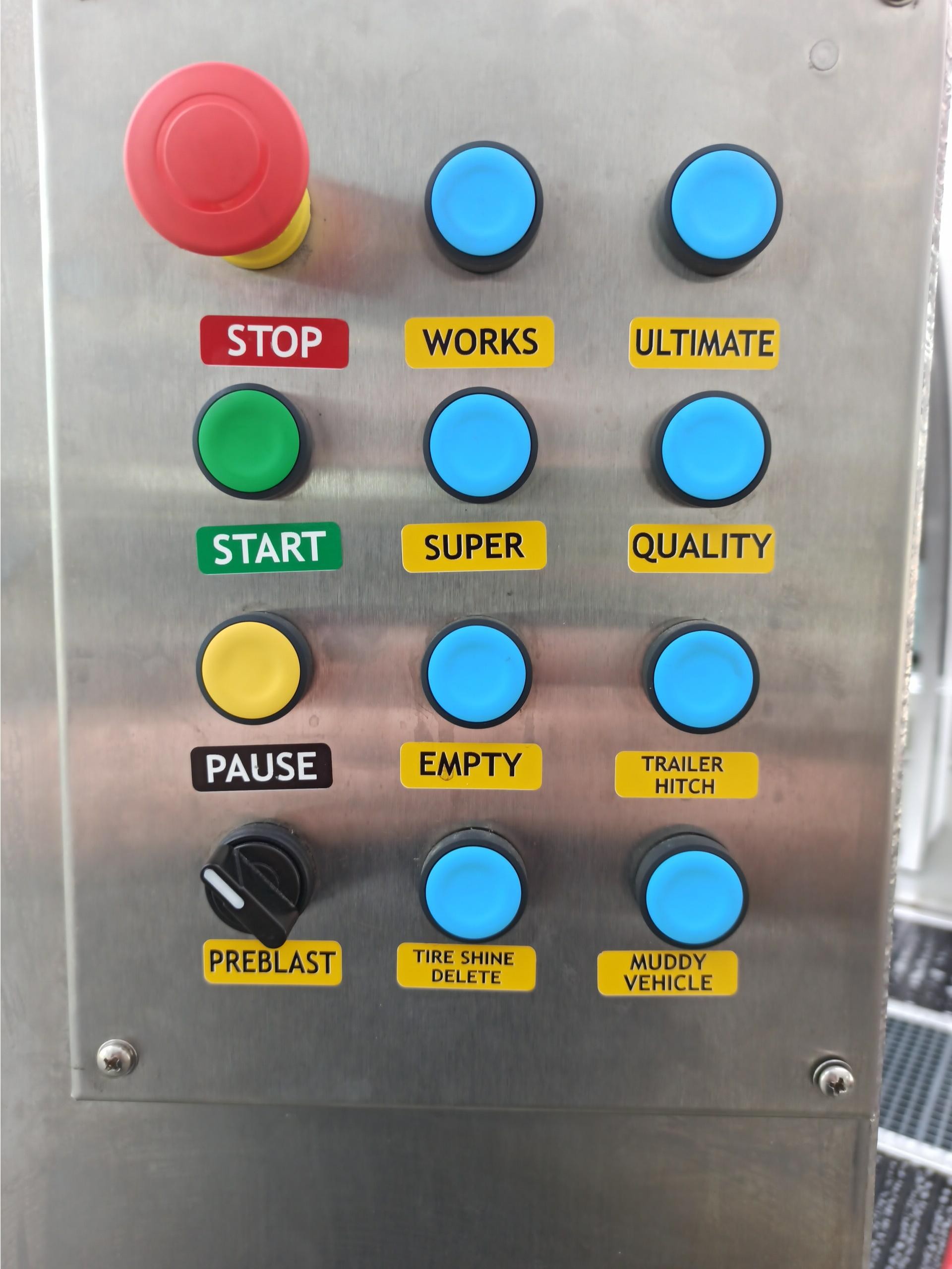Entrance_TV_Push_Buttons-_PreBlast_Switch.jpeg